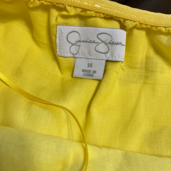 Jessica Simpson halter dress WITH POCKETS!! - Picture 3 of 4